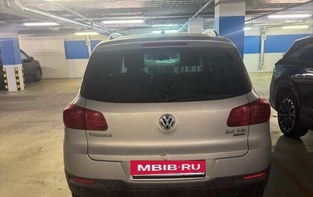 Volkswagen Tiguan I, 2011 год, 830 000 рублей, 3 фотография