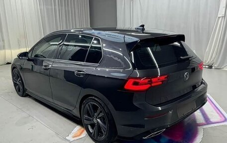 Volkswagen Golf VIII, 2022 год, 1 941 000 рублей, 6 фотография