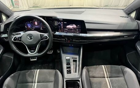 Volkswagen Golf VIII, 2022 год, 1 941 000 рублей, 9 фотография