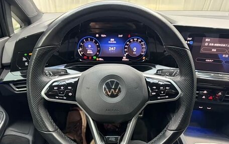 Volkswagen Golf VIII, 2022 год, 1 941 000 рублей, 10 фотография