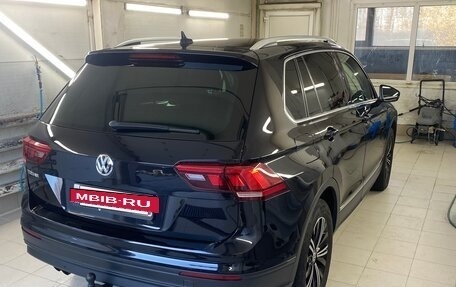 Volkswagen Tiguan II, 2019 год, 2 700 000 рублей, 13 фотография
