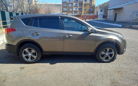 Toyota RAV4, 2013 год, 1 950 000 рублей, 2 фотография