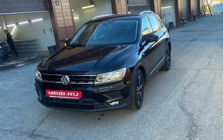 Volkswagen Tiguan II, 2019 год, 2 700 000 рублей, 6 фотография