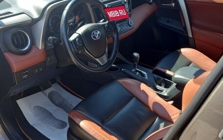 Toyota RAV4, 2013 год, 1 950 000 рублей, 5 фотография