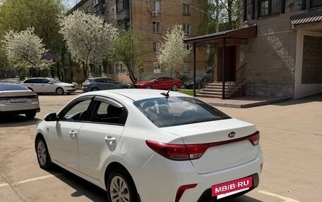 KIA Rio IV, 2018 год, 819 999 рублей, 8 фотография