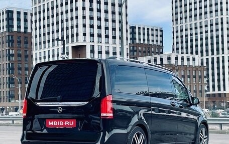 Mercedes-Benz V-Класс, 2019 год, 2 500 000 рублей, 6 фотография
