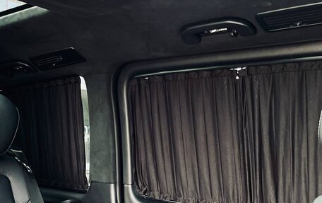 Mercedes-Benz V-Класс, 2019 год, 2 500 000 рублей, 19 фотография