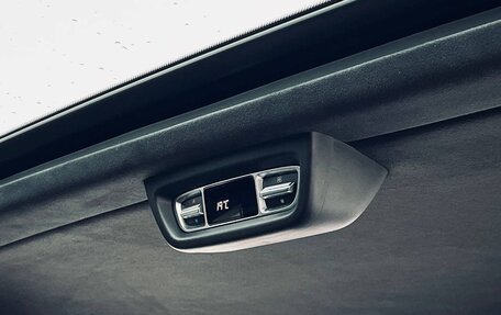 Mercedes-Benz V-Класс, 2019 год, 2 500 000 рублей, 18 фотография