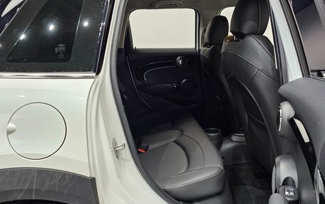 MINI Hatch, 2023 год, 1 740 000 рублей, 11 фотография