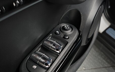 MINI Hatch, 2023 год, 1 740 000 рублей, 15 фотография