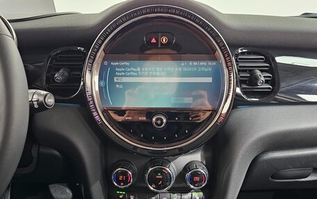 MINI Hatch, 2023 год, 1 740 000 рублей, 16 фотография