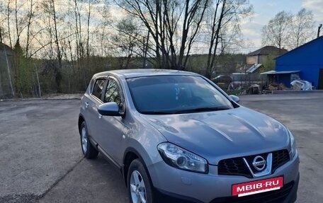 Nissan Qashqai, 2012 год, 915 000 рублей, 2 фотография