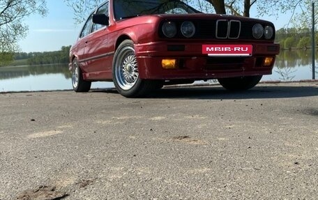 BMW 3 серия, 1985 год, 970 000 рублей, 12 фотография