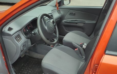 KIA Rio II, 2011 год, 700 000 рублей, 3 фотография