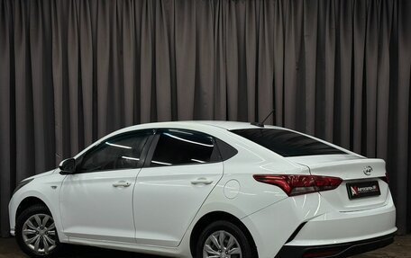 Hyundai Solaris II рестайлинг, 2017 год, 839 777 рублей, 2 фотография