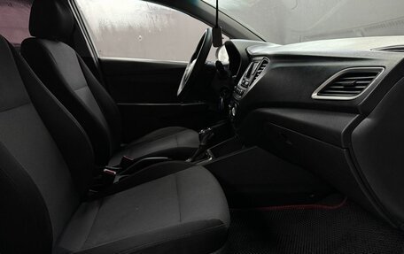 Hyundai Solaris II рестайлинг, 2017 год, 839 777 рублей, 8 фотография
