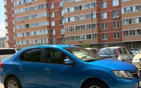 Renault Logan II, 2018 год, 785 000 рублей, 3 фотография
