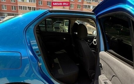 Renault Logan II, 2018 год, 785 000 рублей, 4 фотография