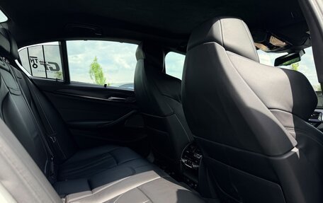 BMW M5, 2019 год, 5 999 000 рублей, 13 фотография