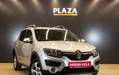 Renault Sandero II рестайлинг, 2017 год, 1 189 000 рублей, 2 фотография