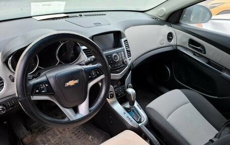 Chevrolet Cruze II, 2011 год, 496 000 рублей, 6 фотография