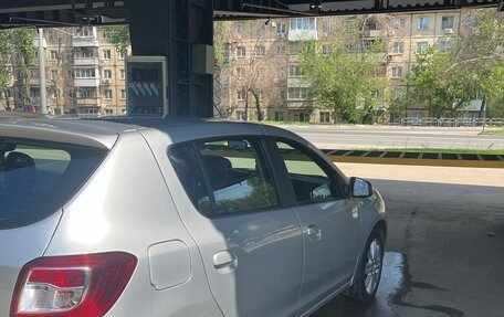 Renault Sandero II рестайлинг, 2014 год, 750 000 рублей, 5 фотография