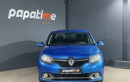 Renault Logan II, 2017 год, 590 000 рублей, 2 фотография