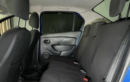 Renault Logan II, 2017 год, 590 000 рублей, 10 фотография