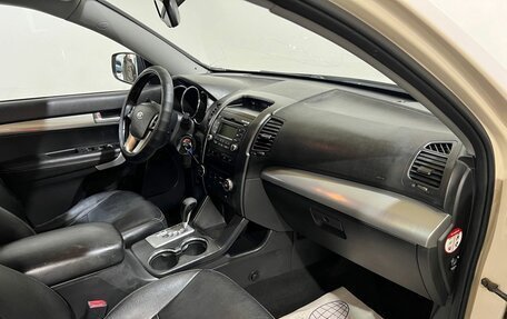 KIA Sorento II рестайлинг, 2010 год, 1 200 000 рублей, 14 фотография