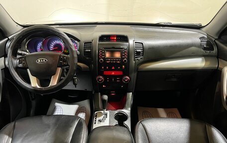 KIA Sorento II рестайлинг, 2010 год, 1 200 000 рублей, 13 фотография