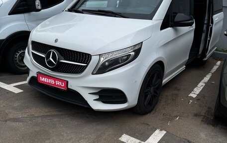 Mercedes-Benz V-Класс, 2021 год, 5 000 000 рублей, 1 фотография
