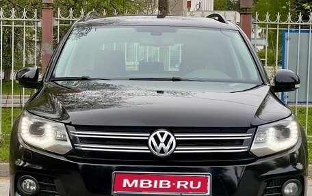 Volkswagen Tiguan I, 2012 год, 1 499 000 рублей, 1 фотография