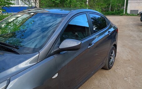Hyundai Solaris II рестайлинг, 2016 год, 420 000 рублей, 3 фотография