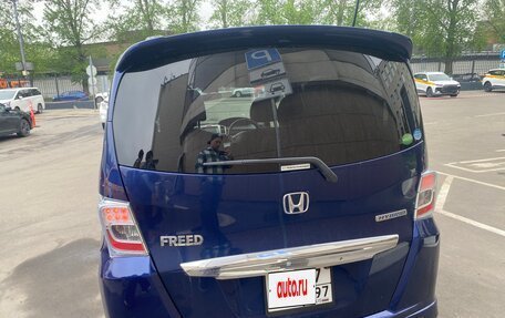 Honda Freed I, 2012 год, 950 000 рублей, 5 фотография