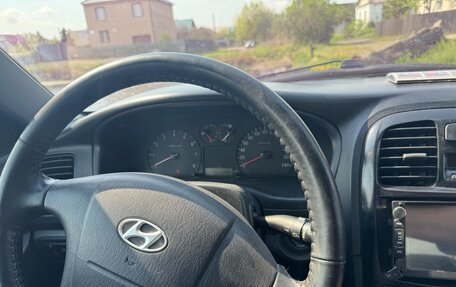 Hyundai Sonata IV рестайлинг, 2004 год, 330 000 рублей, 6 фотография