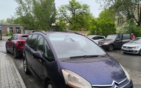 Citroen C4 Picasso II рестайлинг, 2007 год, 385 000 рублей, 2 фотография