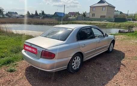Hyundai Sonata IV рестайлинг, 2004 год, 330 000 рублей, 4 фотография