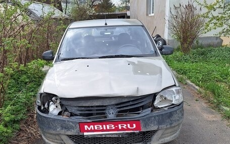 Renault Logan I, 2011 год, 200 000 рублей, 2 фотография
