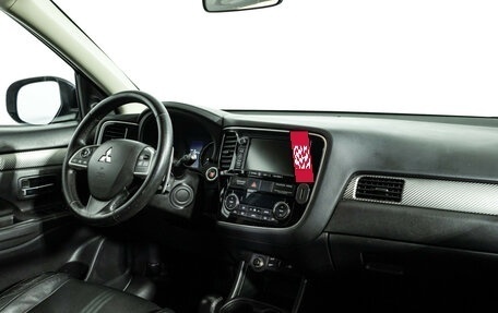 Mitsubishi Outlander III рестайлинг 3, 2013 год, 1 189 898 рублей, 9 фотография