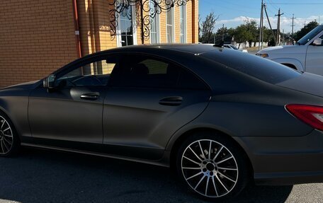 Mercedes-Benz CLS, 2012 год, 1 800 000 рублей, 2 фотография
