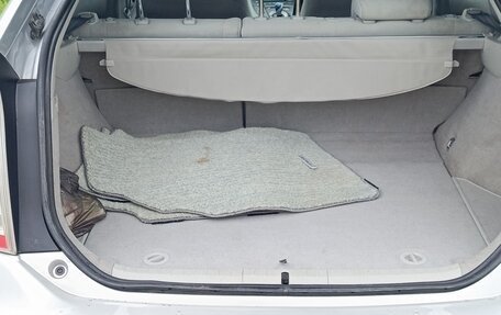 Toyota Prius, 2010 год, 900 000 рублей, 7 фотография