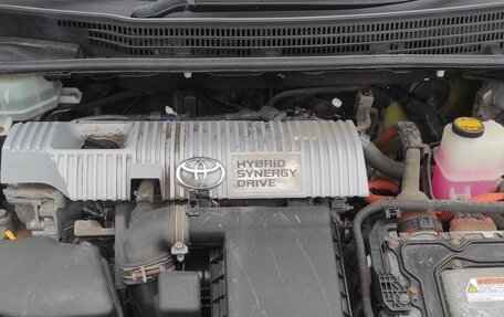 Toyota Prius, 2010 год, 900 000 рублей, 15 фотография