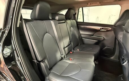 Toyota Highlander, 2026 год, 5 570 000 рублей, 30 фотография