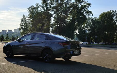 Hyundai Elantra, 2021 год, 2 290 000 рублей, 6 фотография
