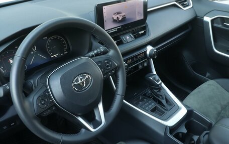 Toyota RAV4, 2024 год, 4 209 000 рублей, 5 фотография