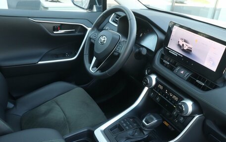 Toyota RAV4, 2024 год, 4 209 000 рублей, 6 фотография