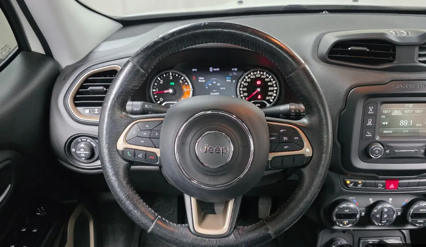 Jeep Renegade I, 2016 год, 1 700 000 рублей, 11 фотография