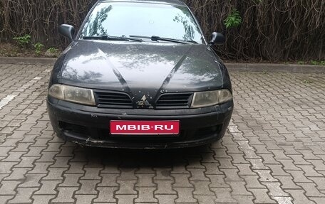 Mitsubishi Carisma I, 2003 год, 120 000 рублей, 1 фотография