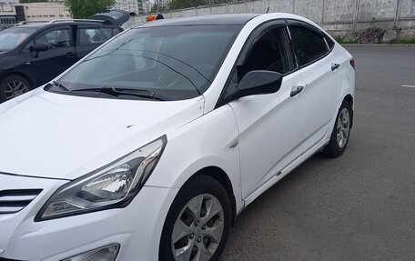 Hyundai Solaris II рестайлинг, 2014 год, 360 000 рублей, 5 фотография