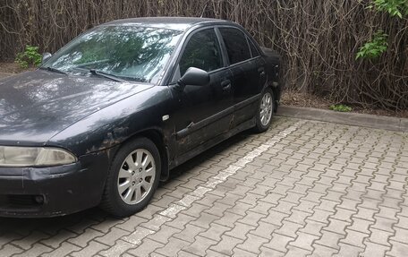 Mitsubishi Carisma I, 2003 год, 120 000 рублей, 2 фотография